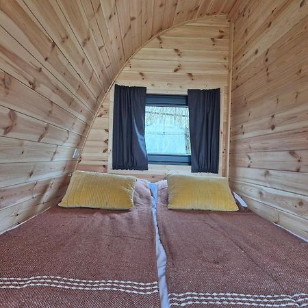 Boerderij Camping Nixhoeve Genderen Exterior foto