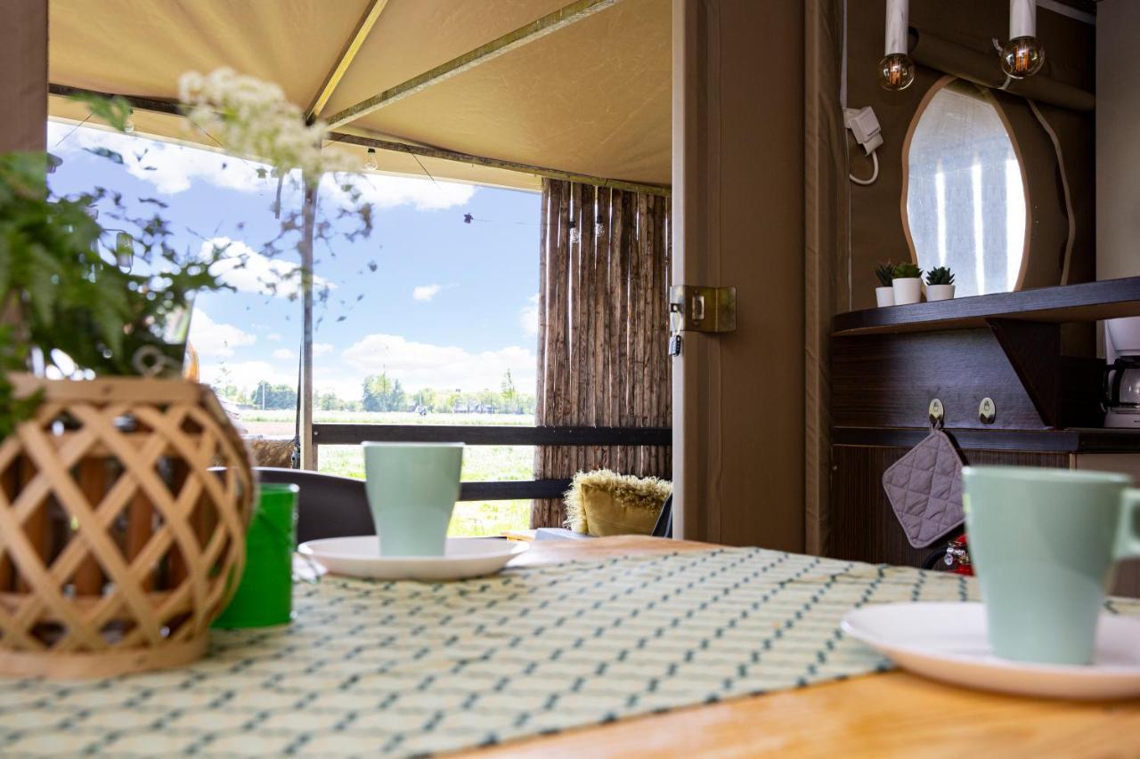 Boerderij Camping Nixhoeve Genderen Exterior foto