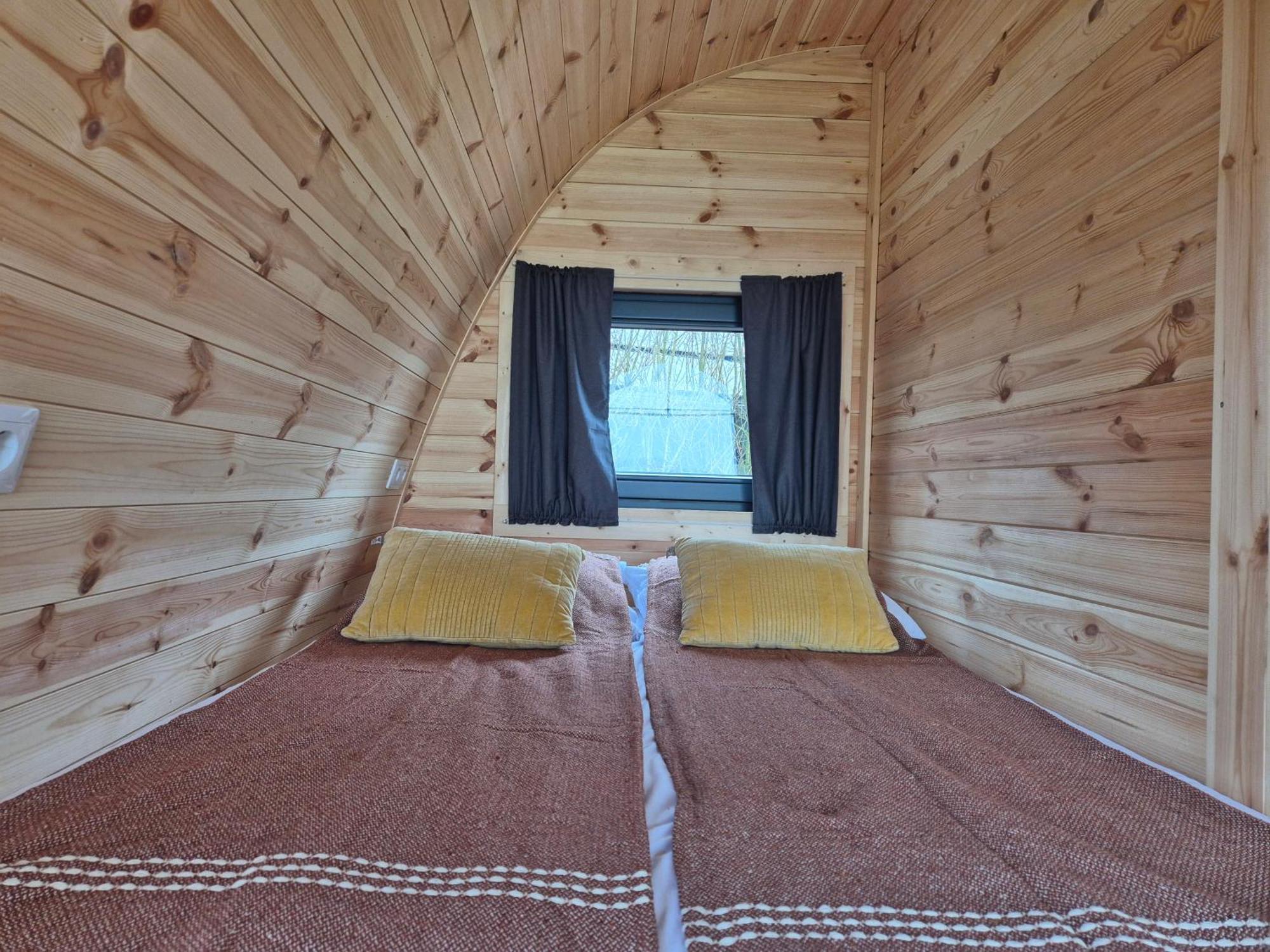 Boerderij Camping Nixhoeve Genderen Exterior foto